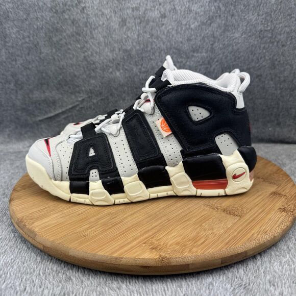 Nike Shoes Youth Size 5.5Y Black White Air More Uptempo Basketball GS DX3360-001 - Picture 3 of 10